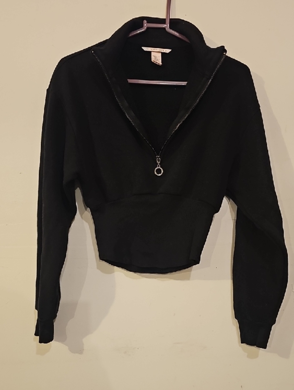 Victoria's Secret Black 1/2 Zip Bling Sweatshirt! Snatched Waist. XS!! Cropped